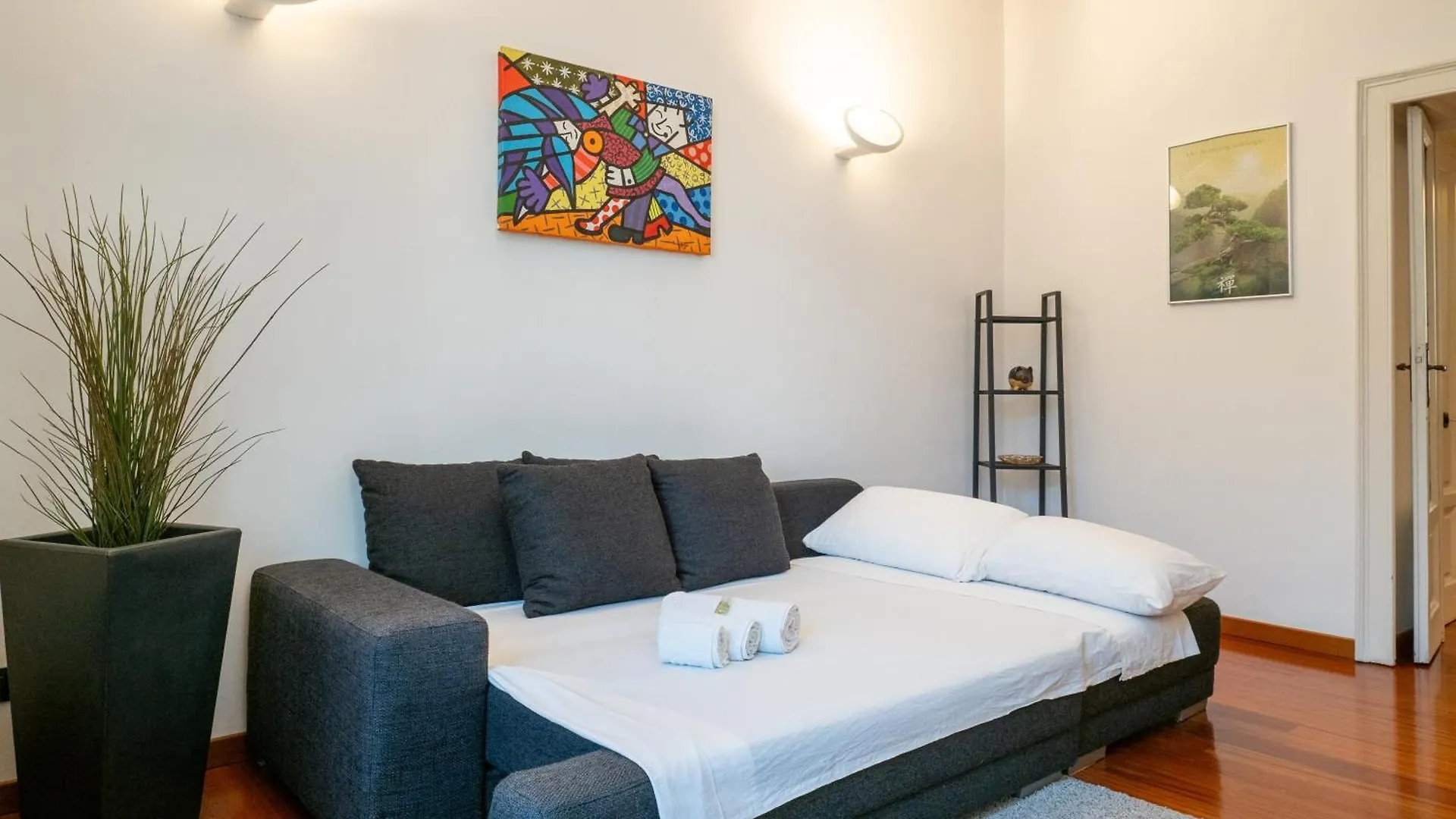 Apartment Luxury Residence In The Most Iconic Avenue Of Milan