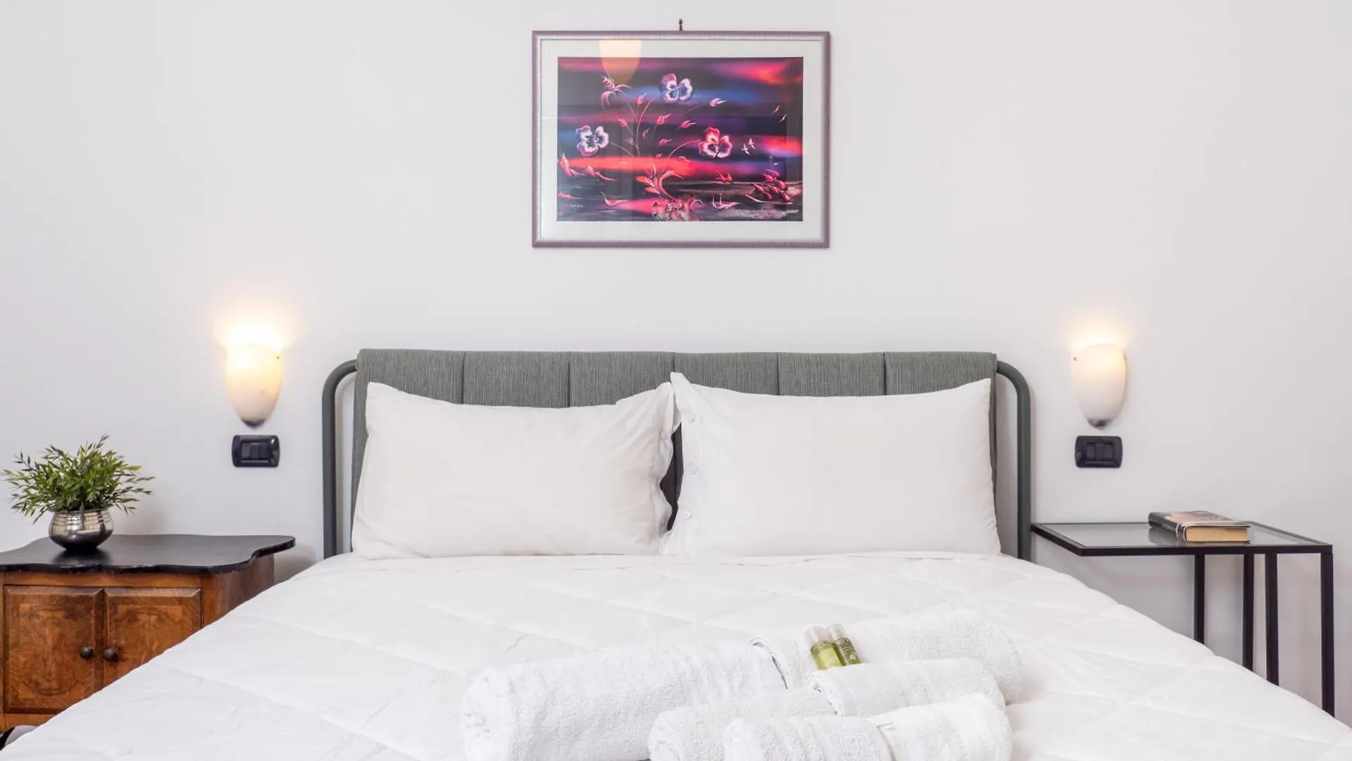 Apartment Luxury Residence In The Most Iconic Avenue Of Milan